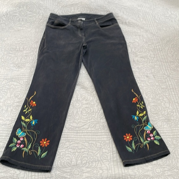 Vintage Embroidered Butterflies and Flowers Black Denim Jeans Size 14 - Picture 2 of 6